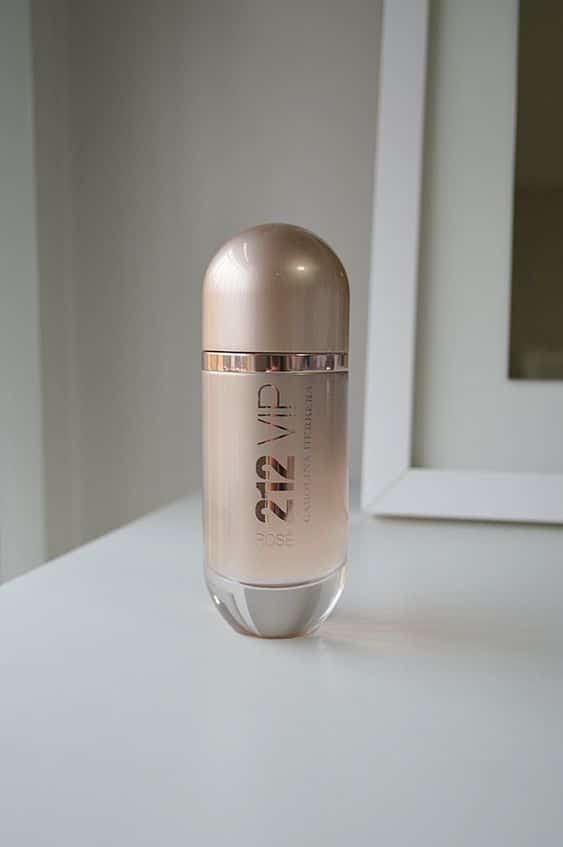 عطر کارولینا هررا 212VIP Rose