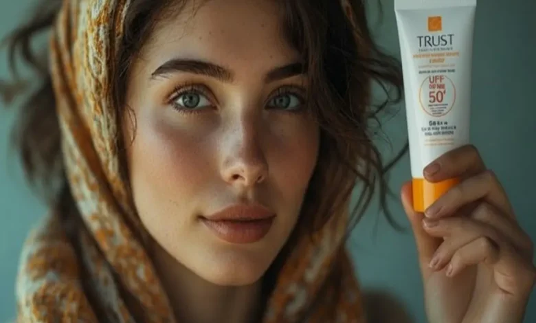 راهنمای جامع انتخاب بهترین کرم ضد آفتاب و آبرسان برای پوست خشک، چرب و مختلط